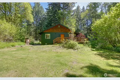 7537 Canyon View Drive, Glacier, WA 98244 - Photo 28