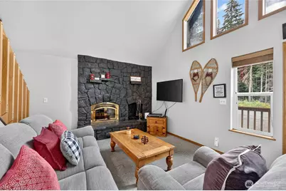 1051 Yellowstone, Snoqualmie Pass, WA 98068 - Photo 4