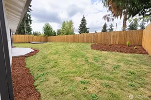 15804 86th Ave Ct E, Puyallup, WA 98375 - Photo 2