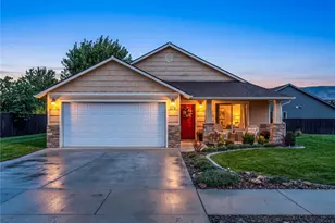174 Sweetheart Ln, Malaga, WA 98828 - Photo 2