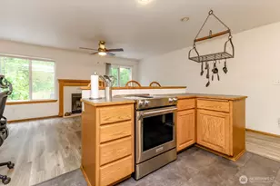 8303 170th St E, Puyallup, WA 98375 - Photo 12