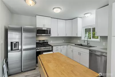 5601 106th Street E, Puyallup, WA 98373 - Photo 12