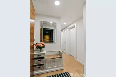 800 Columbia Street #1801, Seattle, WA 98104 - Photo 14