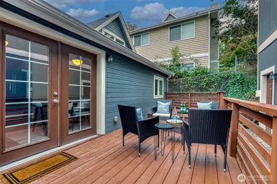 3907 S Edmunds Street, Seattle, WA 98118 - Photo 18