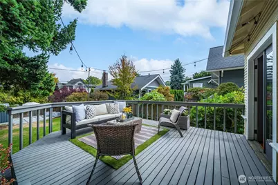 2428 5th Avenue W, Seattle, WA 98119 - Photo 26
