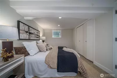 2428 5th Avenue W, Seattle, WA 98119 - Photo 24