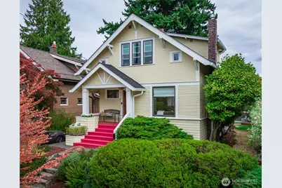 2428 5th Avenue W, Seattle, WA 98119 - Photo 1