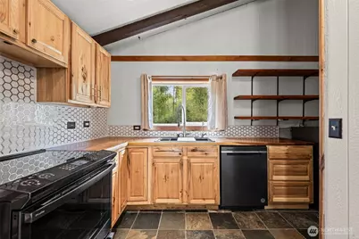11199 W Belfair Valley Road, Bremerton, WA 98312 - Photo 12