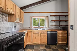 11199 W Belfair Valley Rd, Bremerton, WA 98312 - Photo 12