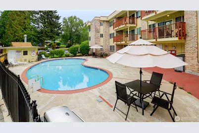 425 45th Street SW #208, Everett, WA 98203 - Photo 26