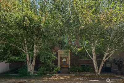 408 Bellevue Avenue E #201, Seattle, WA 98102 - Photo 32