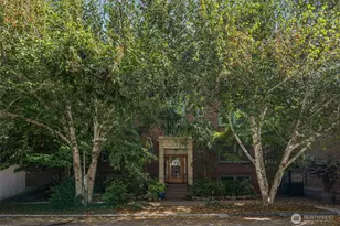 408 Bellevue Ave E, Seattle, WA 98102 - Photo 32