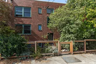 408 Bellevue Ave E, Seattle, WA 98102 - Photo 30