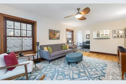 408 Bellevue Avenue E #201, Seattle, WA 98102 - Photo 6