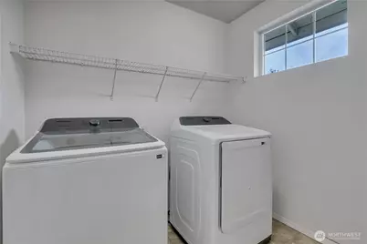 17816 25th Avenue E, Tacoma, WA 98445 - Photo 32