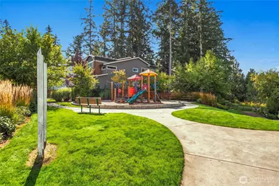 4042 236th Place SE, Sammamish, WA 98075 - Photo 36