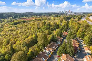 2670 118th Ave SE, Bellevue, WA 98005 - Photo 24
