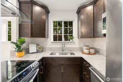 2670 118th Avenue SE #9-103, Bellevue, WA 98005 - Photo 4