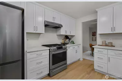 17911 NE 101st Court, Redmond, WA 98052 - Photo 10