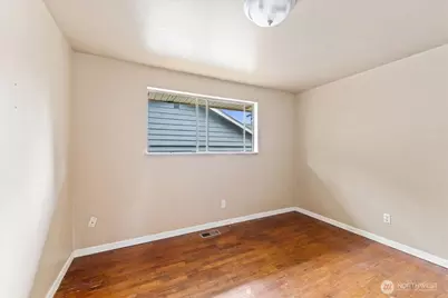 29440 18th Avenue S, Federal Way, WA 98003 - Photo 16