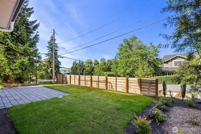 547 16th Avenue W, Kirkland, WA 98033 - Photo 18