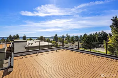 547 16th Avenue W, Kirkland, WA 98033 - Photo 14
