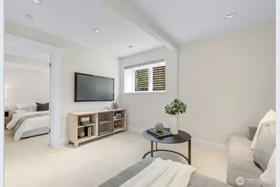 806 W Fulton Street, Seattle, WA 98119 - Photo 30