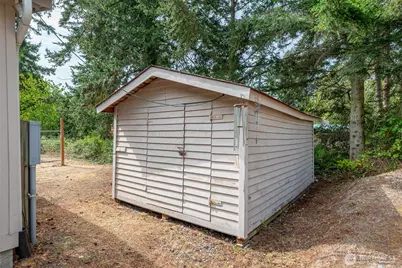 819 Gabrielson Road, Oak Harbor, WA 98277 - Photo 38