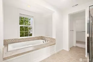 14017 SE 21st Pl, Bellevue, WA 98007 - Photo 12