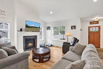 1200 W Park Street, Lynden, WA 98264 - Photo 6