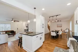 5781 Gateway Ln, Bremerton, WA 98311 - Photo 12