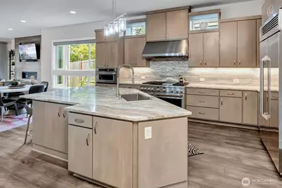 16013 SE 140th Street, Renton, WA 98059 - Photo 10
