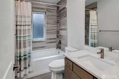 16013 SE 140th Street, Renton, WA 98059 - Photo 24