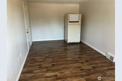 9015 Hipkins Road SW, Lakewood, WA 98498 - Photo 6