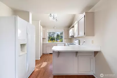 280 Nunan Loop #2, Oak Harbor, WA 98277 - Photo 10