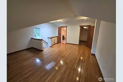 6819 Weedin Place NE, Seattle, WA 98115 - Photo 10