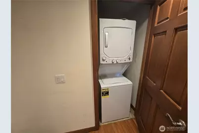 6819 Weedin Place NE, Seattle, WA 98115 - Photo 14