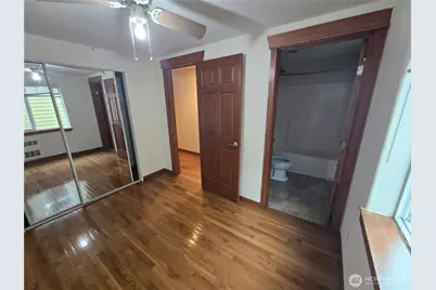 6819 Weedin Place NE, Seattle, WA 98115 - Photo 8