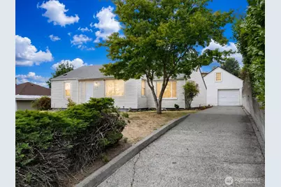 574 Bronson Way NE, Renton, WA 98056 - Photo 1