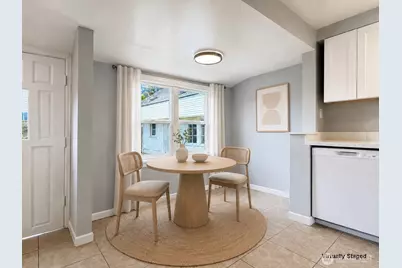 574 Bronson Way NE, Renton, WA 98056 - Photo 10