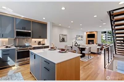 2314 Thorndyke Avenue W #B, Seattle, WA 98199 - Photo 12
