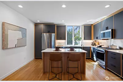 2314 Thorndyke Avenue W #B, Seattle, WA 98199 - Photo 10