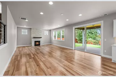 10901 71st Avenue E, Puyallup, WA 98373 - Photo 8