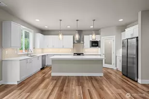 10901 71st Ave E, Puyallup, WA 98373 - Photo 12
