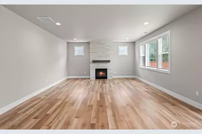 10901 71st Avenue E, Puyallup, WA 98373 - Photo 4