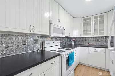 30637 1st Place SW, Federal Way, WA 98023 - Photo 10