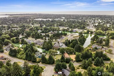 711 Albion Avenue SE, Ocean Shores, WA 98569 - Photo 12