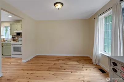 7218 277th Street Ct E, Graham, WA 98338 - Photo 6