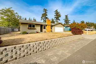 566 NW 7th Ave, Oak Harbor, WA 98277 - Photo 2