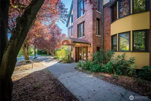 1101 17th Ave, Seattle, WA 98122 - Photo 2